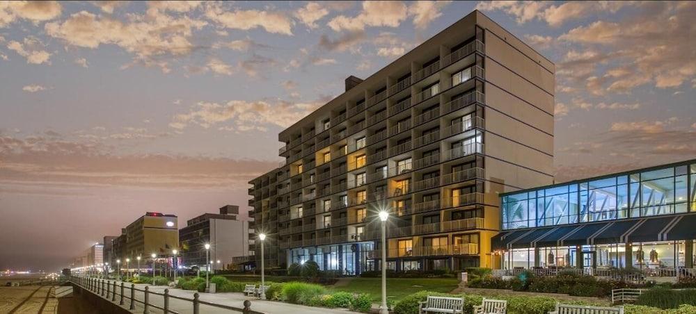 Coastal Hotel & Suites Virginia Beach - Oceanfront Exterior foto