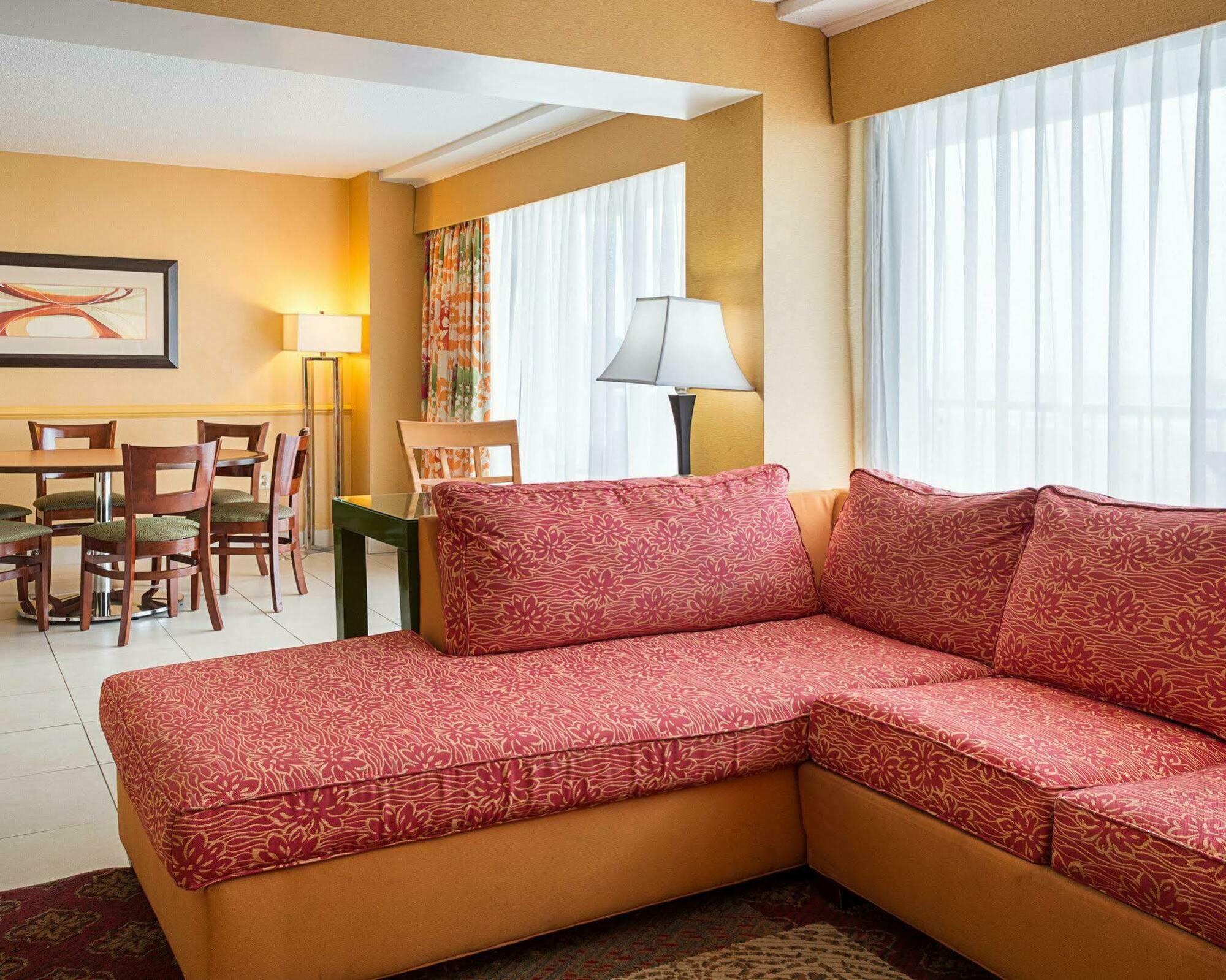 Coastal Hotel & Suites Virginia Beach - Oceanfront Exterior foto